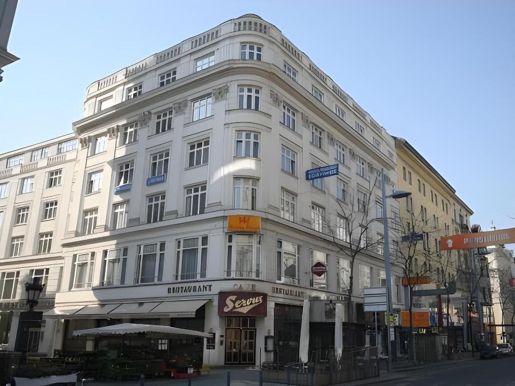 Hotel Corvinus