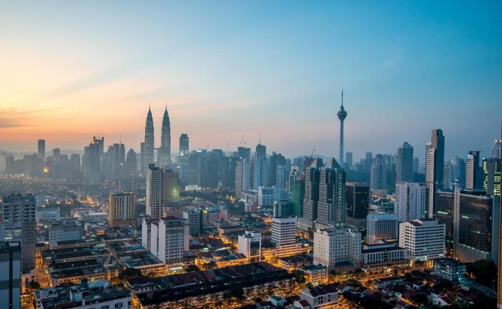 Best Twin Tower View / 100Mbps / Superb poolside