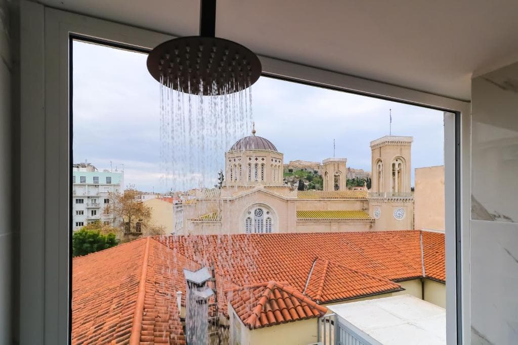 ABOV Acropolis