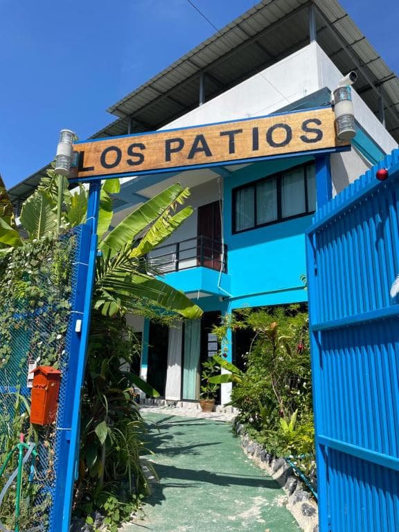Los Patios Hostel Phuket