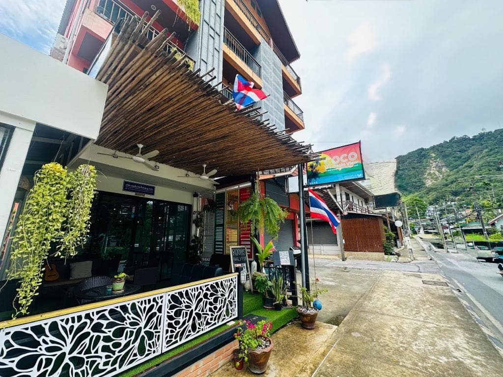 Coco Mountain View
