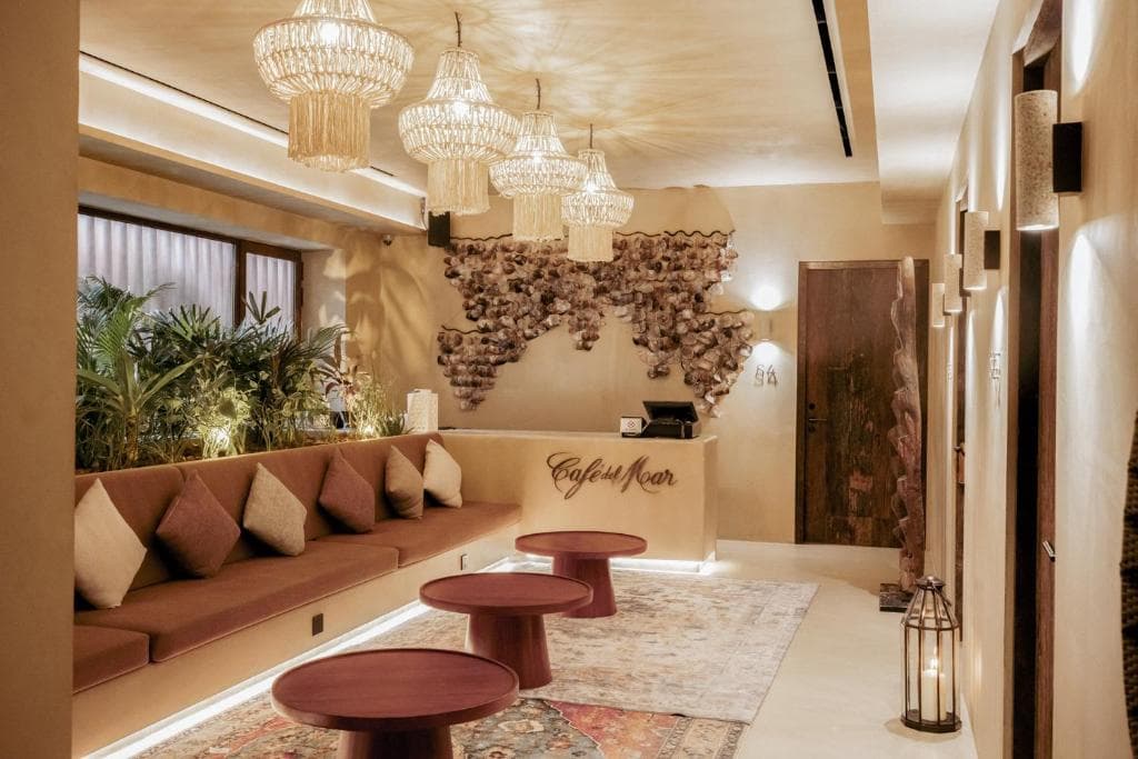 Cafe del Mar Phuket -Suite & Penthouse