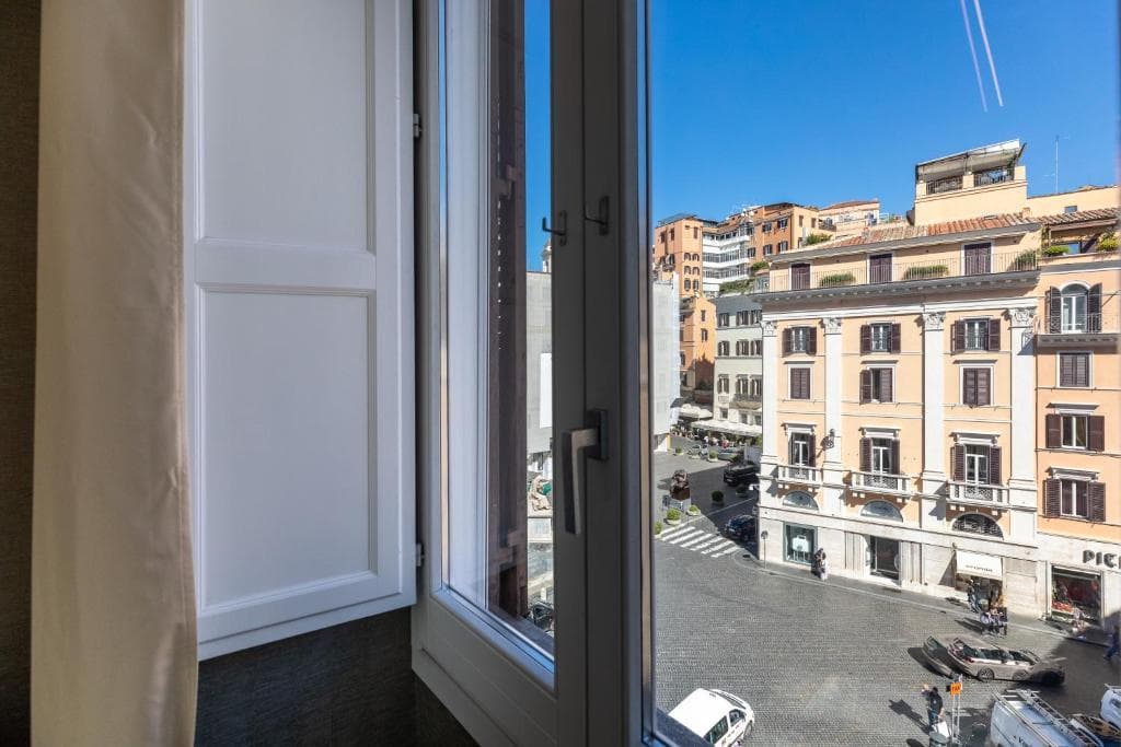 Piazza di Spagna 51 Luxury guest house