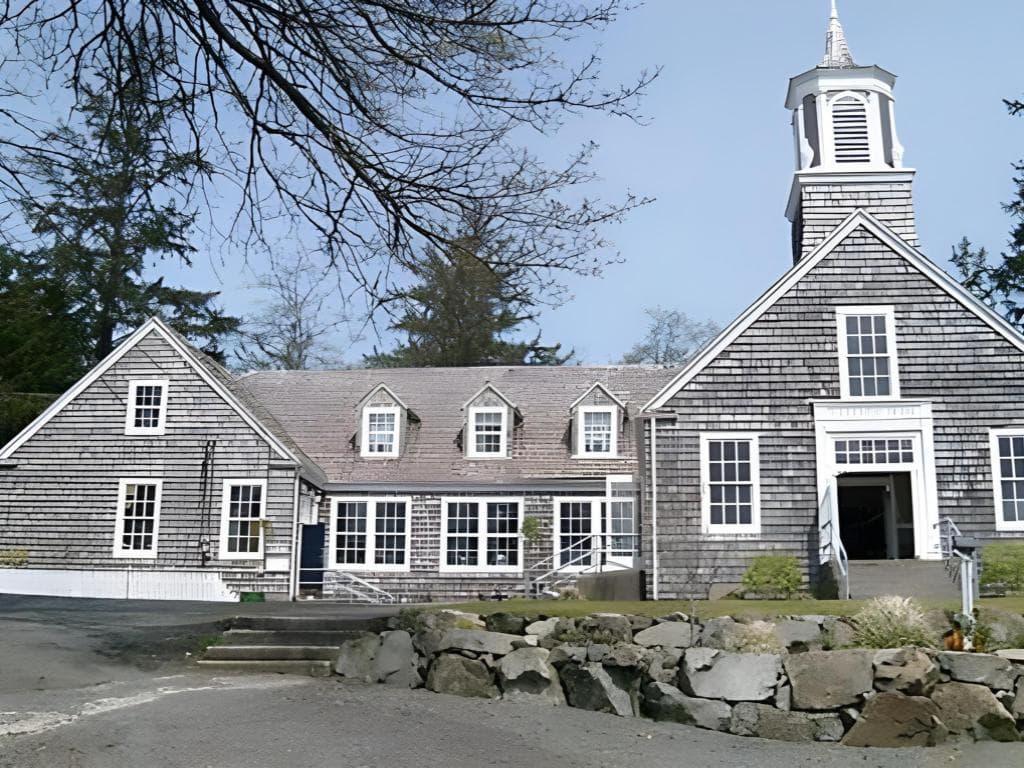 Inn at Harbour Village