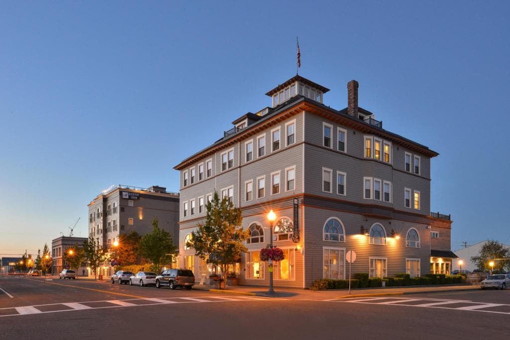 Majestic Inn and Spa