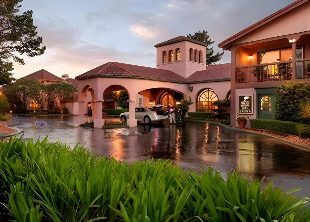 Half Moon Bay Lodge