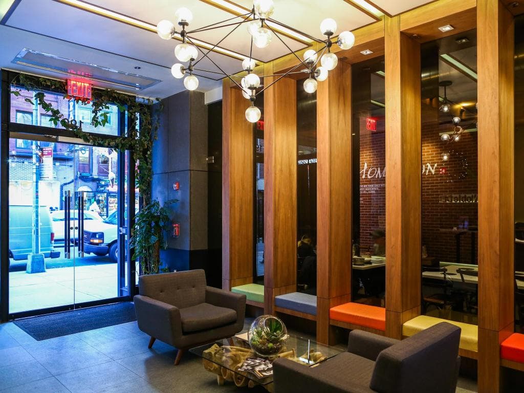 NobleDEN Hotel