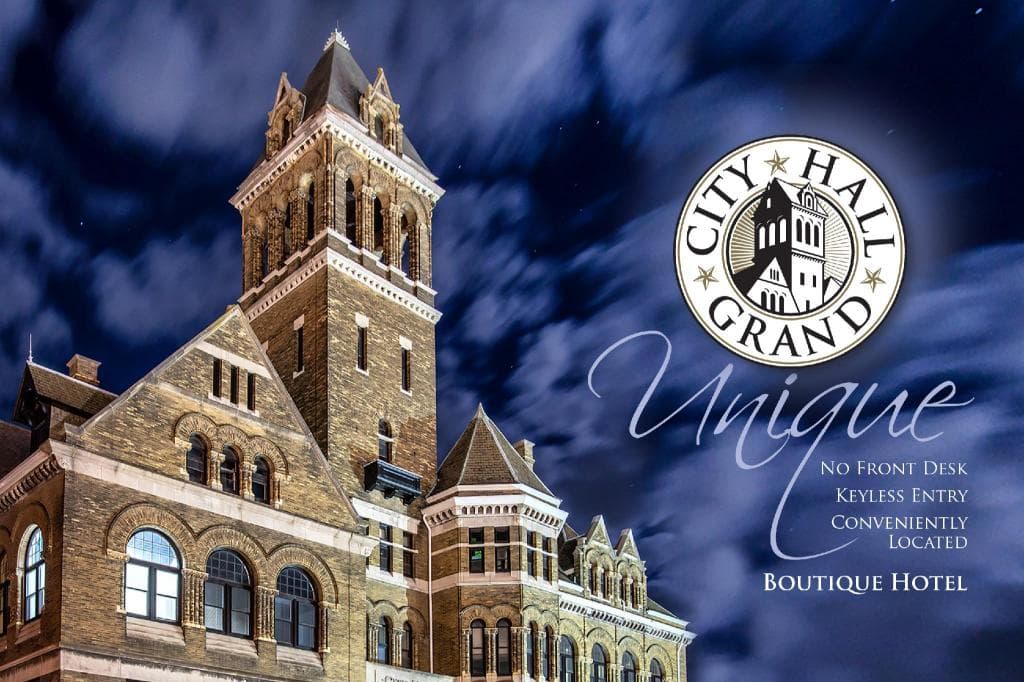 City Hall Grand Hotel