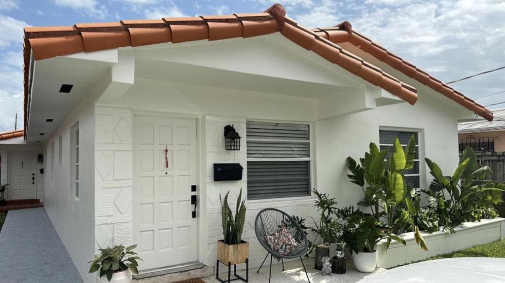 Miami's Cozy Tropical Getaway