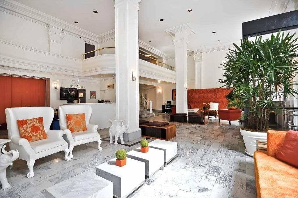 Hotel Julian