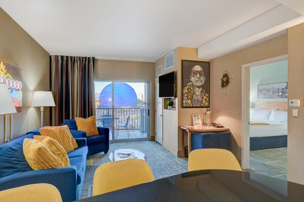 SPHERE IN 4K - Vintage Vegas Condo with Sphere and Strip Views!