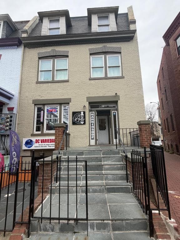 Pleasant Rooming House