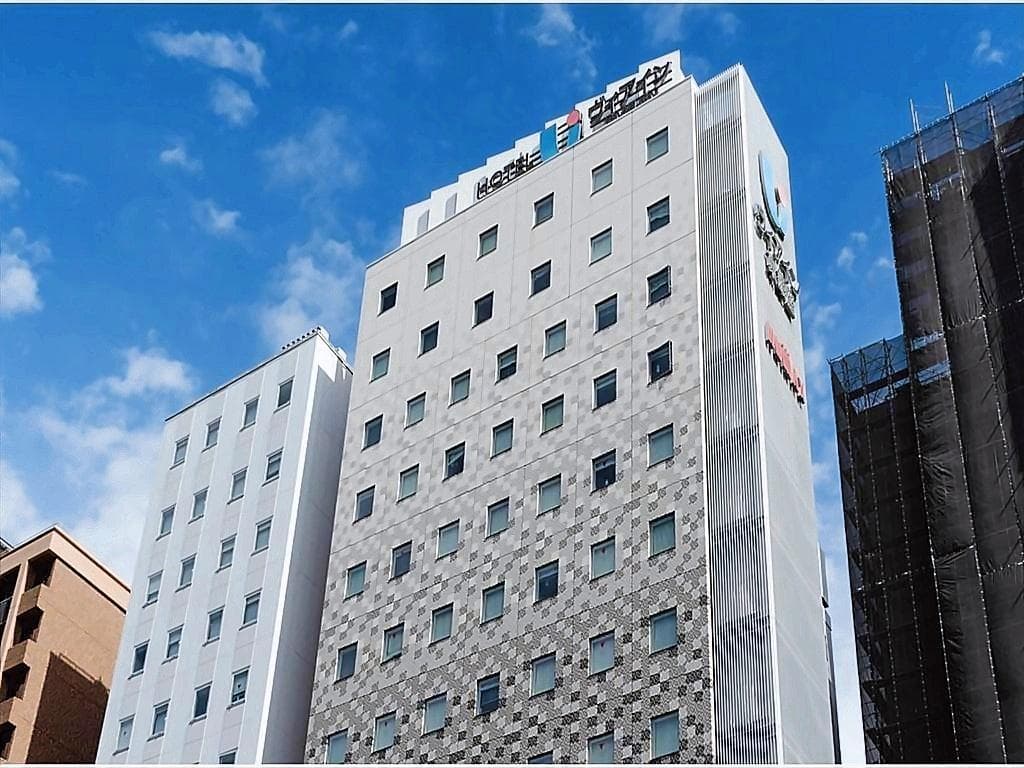 VIA INN HIGASHI GINZA - JR WEST GROUP