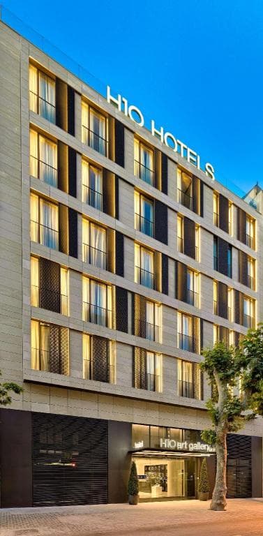 H10 Art Gallery Hotel