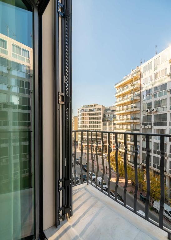 Limehome Athens Agora