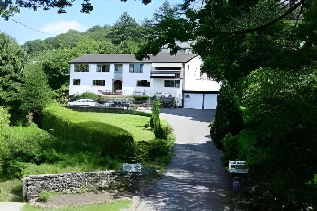 Lingwood Lodge