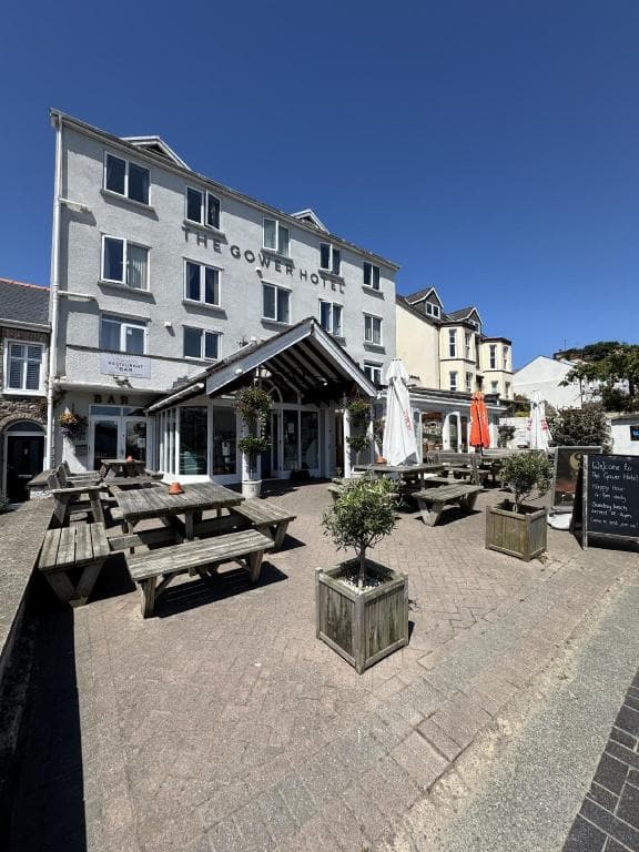 Gower Hotel