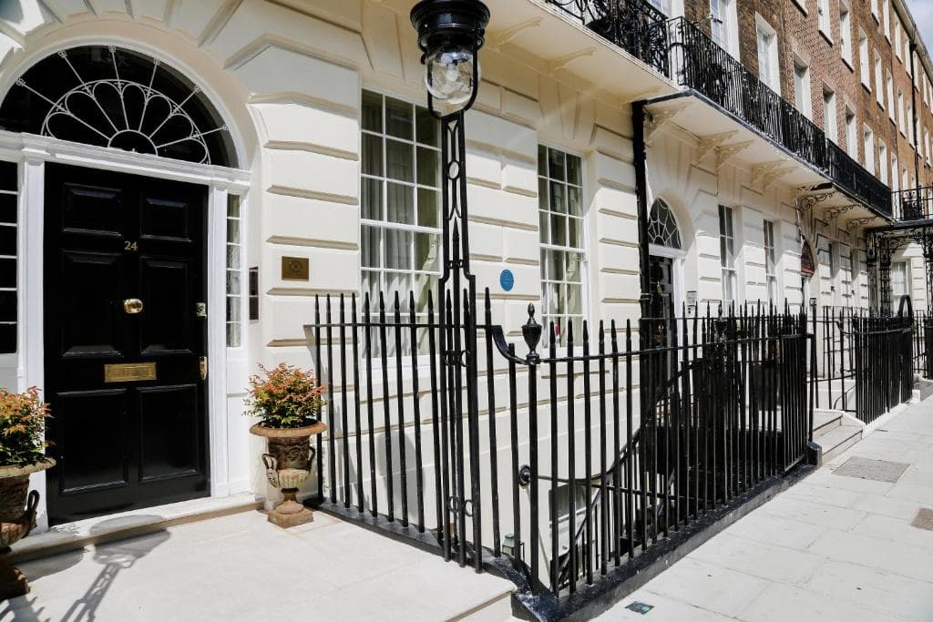 Henrys Townhouse Marylebone, London