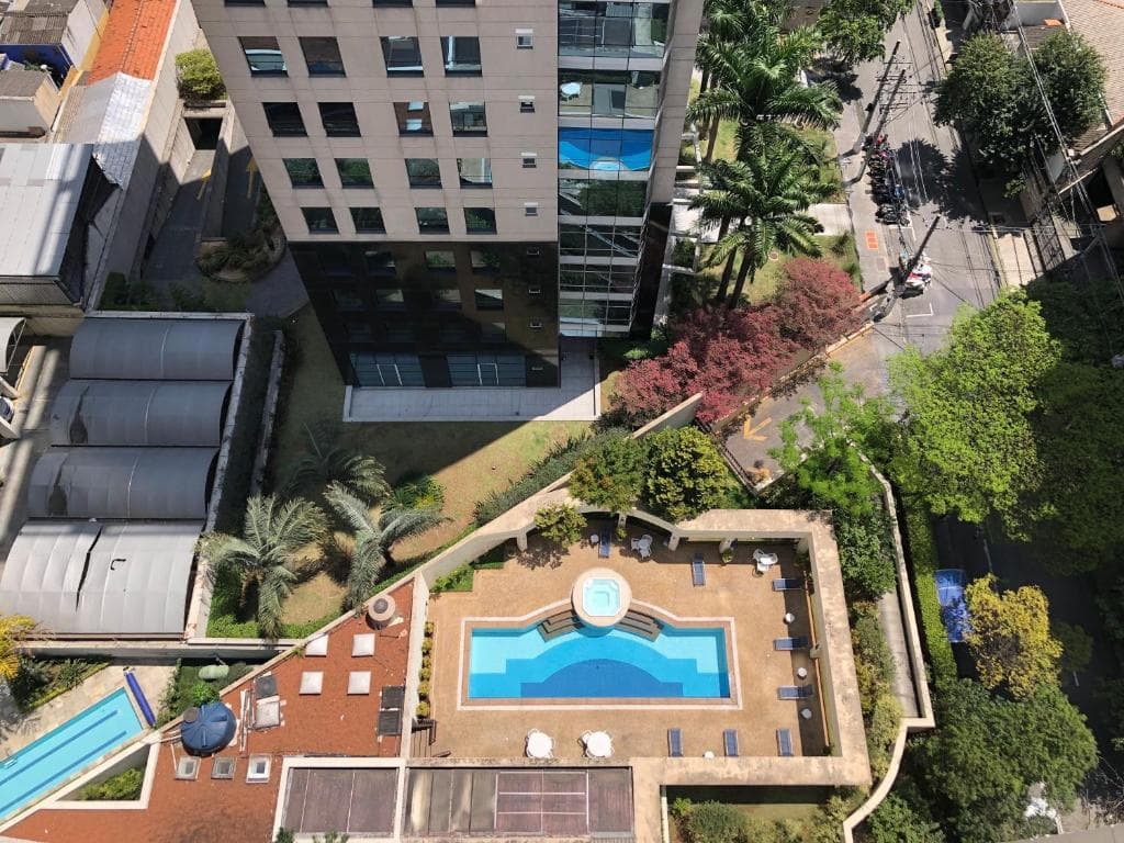 Quarto em hotel na Rua Gomes de Carvalho