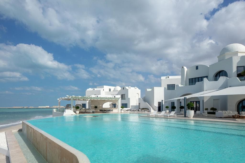 Anantara Retreat Santorini Abu Dhabi - Adults Only