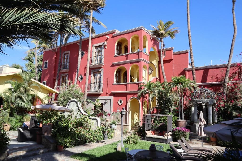 Collection O Casa Bella Hotel Boutique, Cabo San Lucas