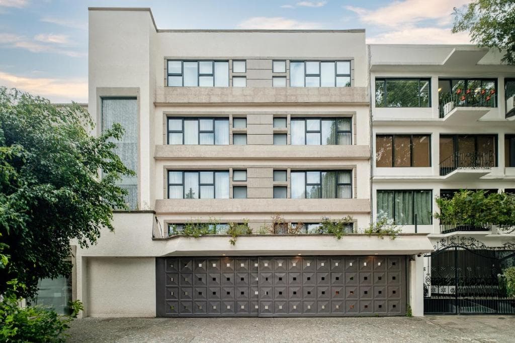 District Polanco by Lumina