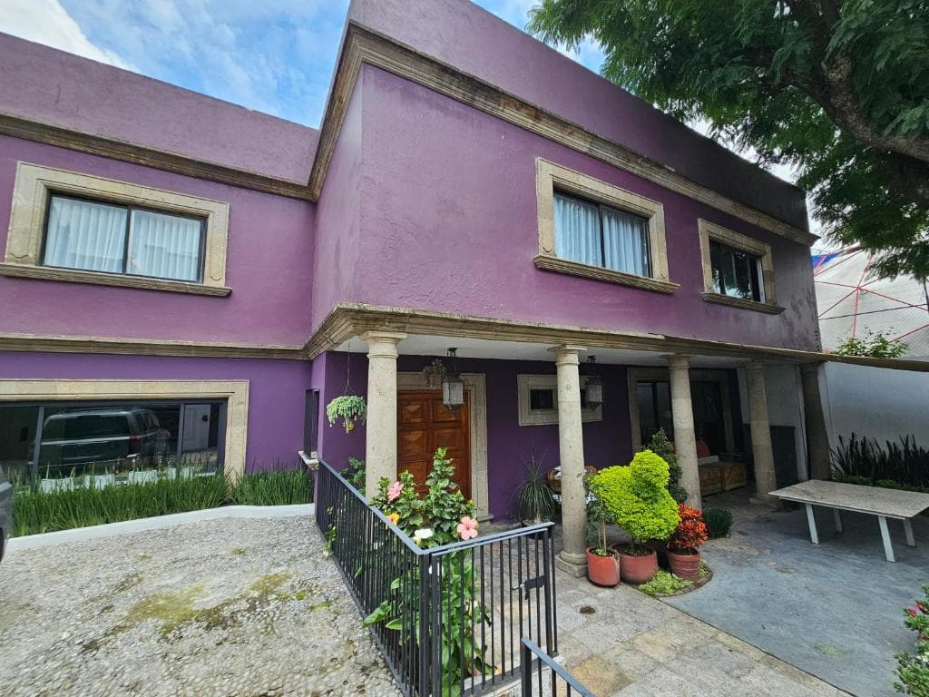 Casa Monasterio