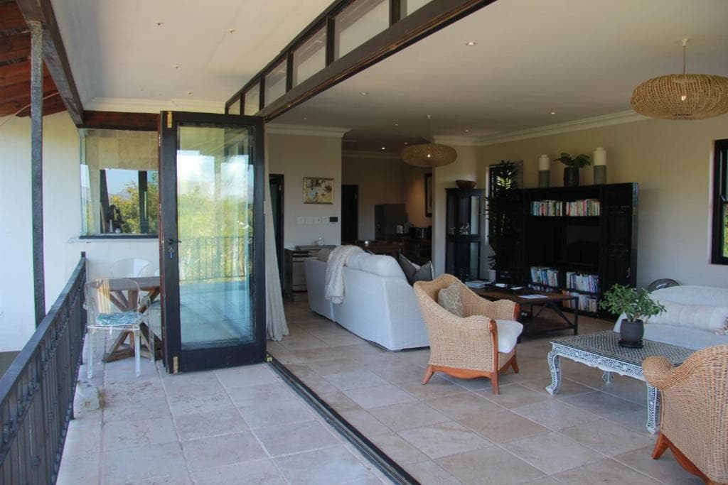 Alphen Drive Apartments