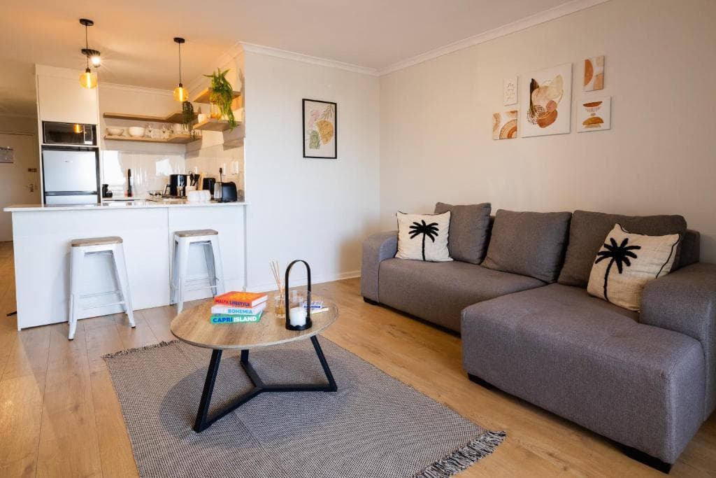 Cozy Apartment Near The Old Biscuit Mill