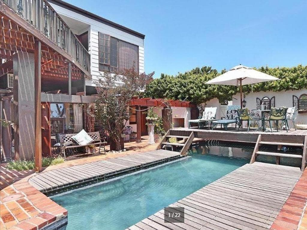 Harfield Guest Villa