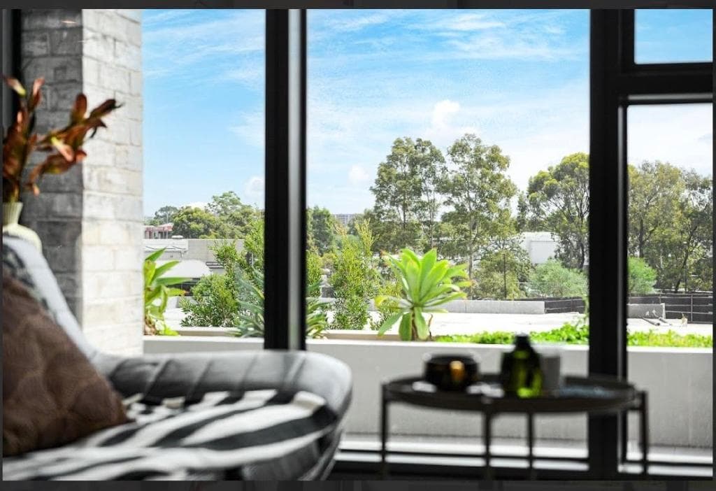 Elegant Art Deco Apartment World class building