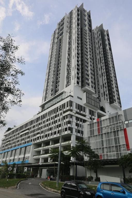 Centrus Soho Cyberjaya by IdealHub 1310