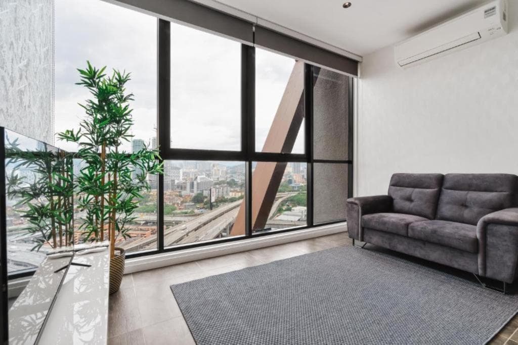 Scarletz Suites