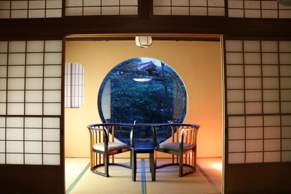 塵表閣本店