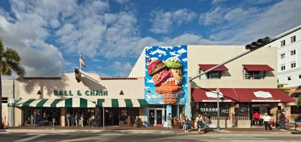 B4 Best Value on Private Bedroom with Private Bathroom in Little Havana, Miami