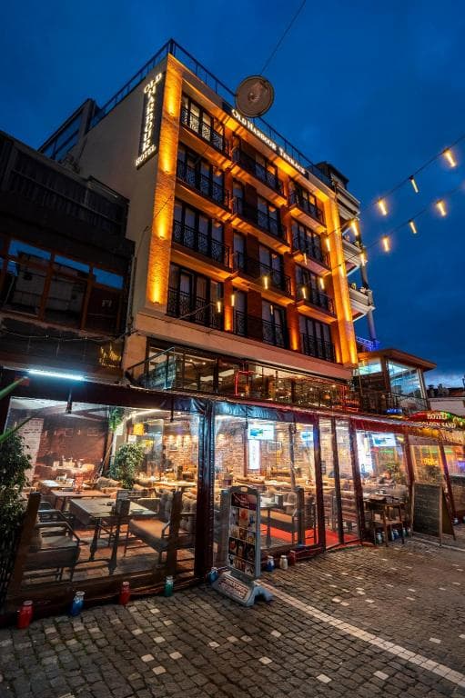 Old Harbour Hotel İstanbul