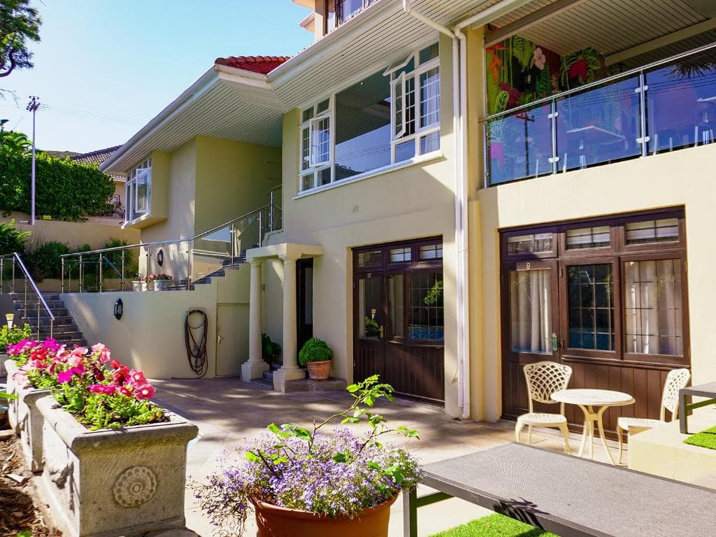 Sundown Manor Guesthouse